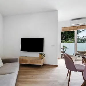 Flamboyan 2 Apartamento